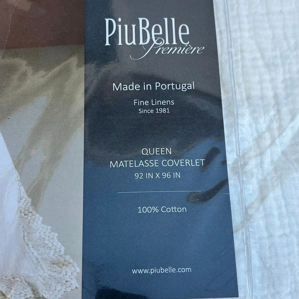 PiuBelle Premiere Queen‎ Matelasse Coverlet White 100% Cotton Lace Trim